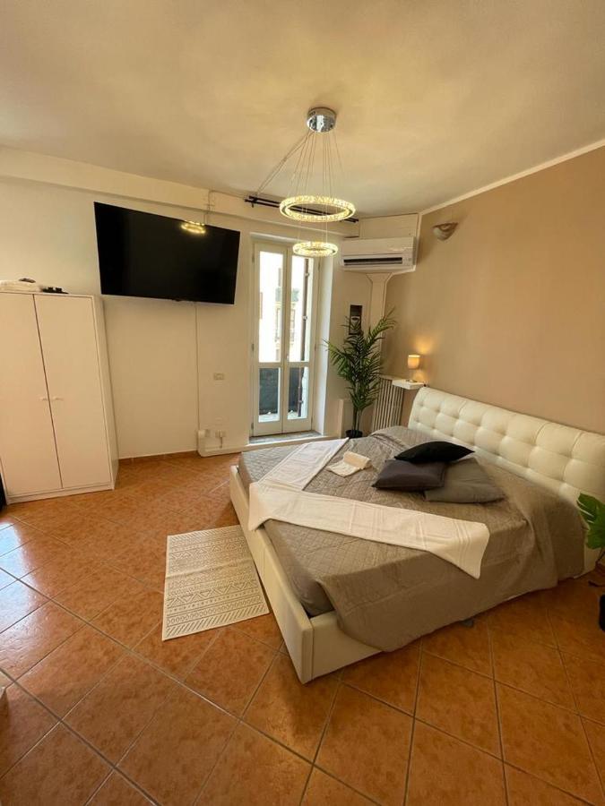 Destiny Home 2 Verona - Piazza Isolo Bagian luar foto